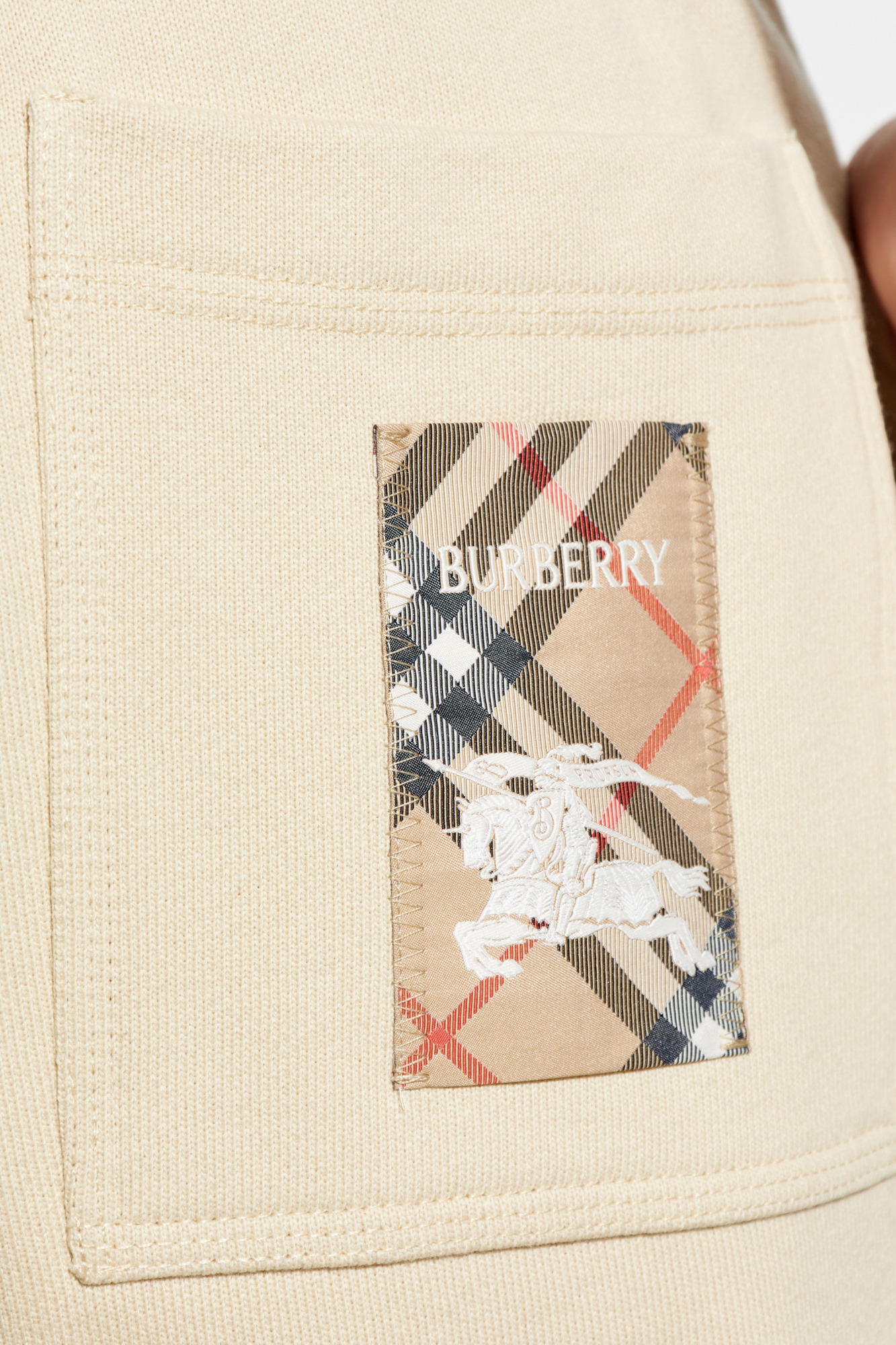 パンツ BURBERRY Logo joggers Beige 8103500 LOGO JOGGERS (Burberry/パンツ) 8103500NUTMEG【BUYMA】